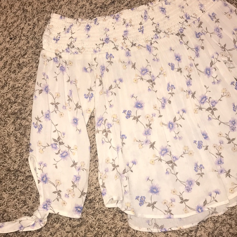 Cream Off The Shoulder Top